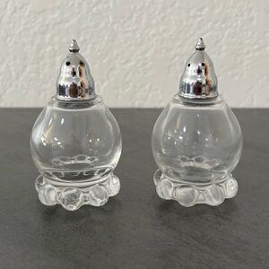 VTG Imperial Candlewick MCM Salt Pepper Shakers Hand Crafted Clear Glass Bauble‎